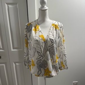 White House Black Market V cut ladies blouse